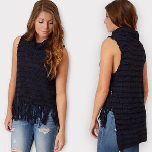 Buckle Gimmicks BKE Cowl Neck Fringe Sweater S Small Women’s Sleeveless Blue NEW